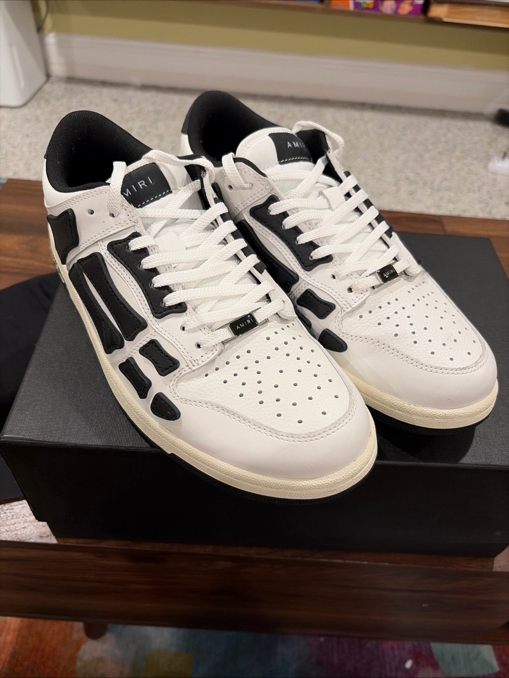 AMIRI Skel low white black sz 43 men’s 9.5US